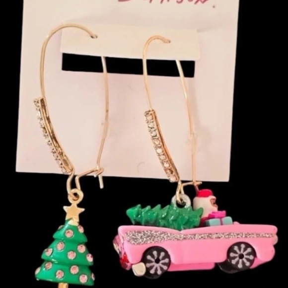 Betsey Johnson Santa in pink caddy - Picture 7 of 7